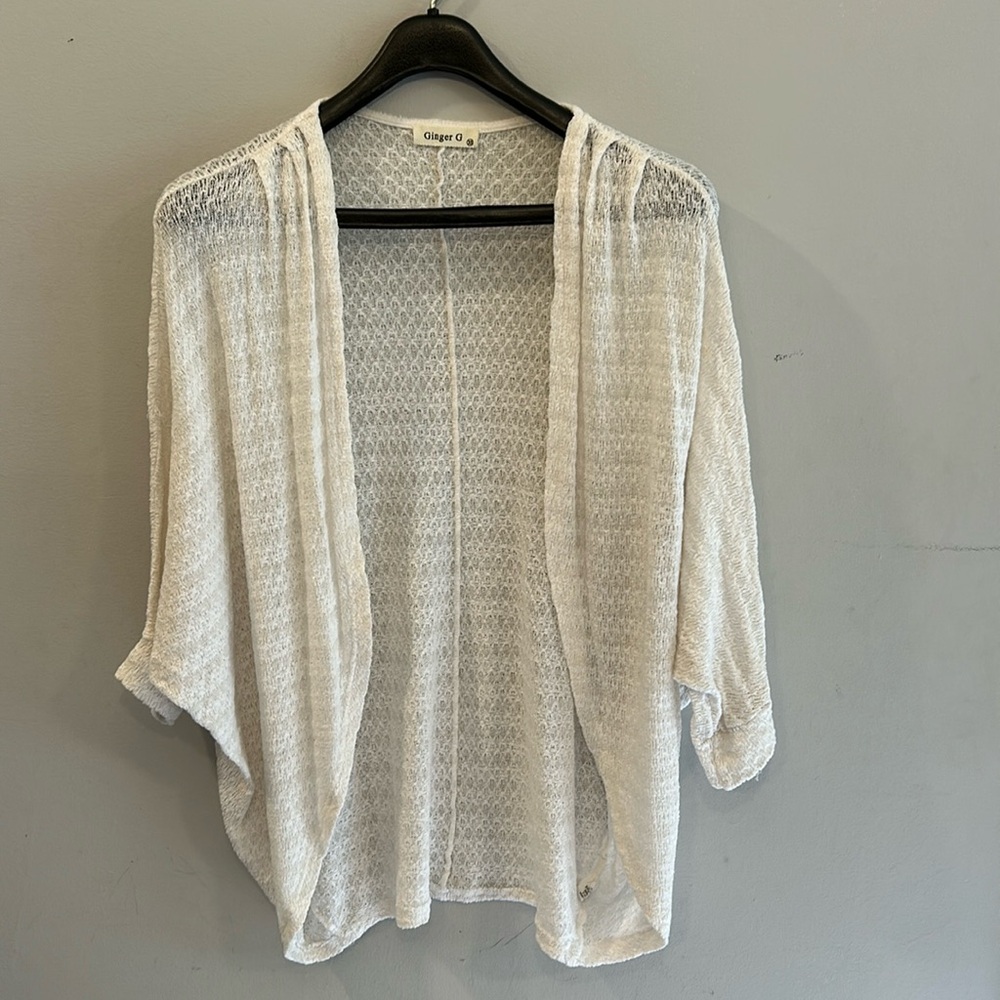 Ginger G women’s off white sweater size XS